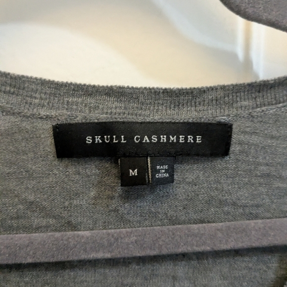 Skull Cashmere Cotton Sweater Top - Picture 3 of 5